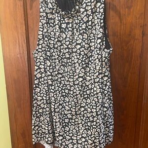 Leopard Print Sleeveless Top